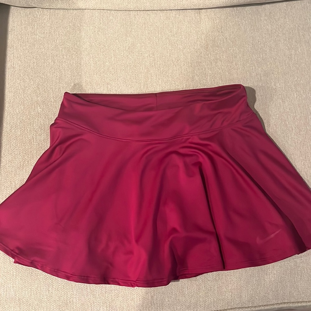 NWOT skort